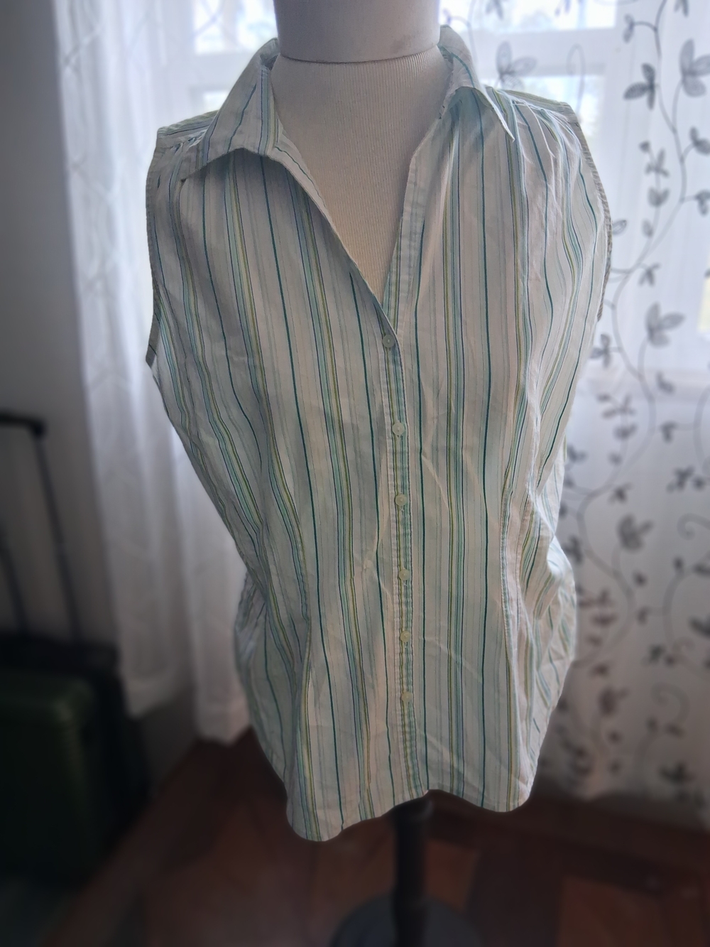Jaclyn Smith Sleeveless Button-Front Shirt in White with Green and Blue Stripes